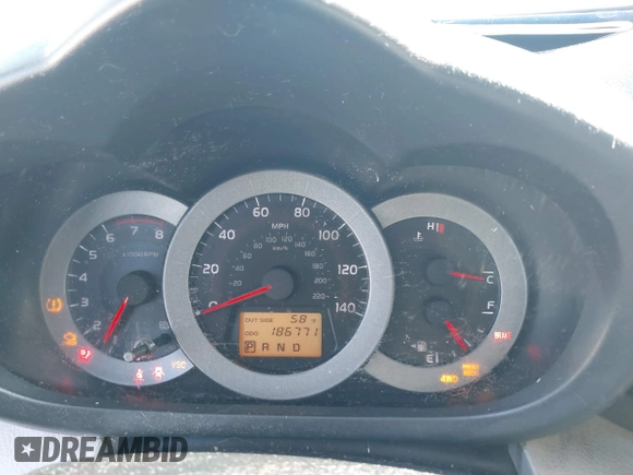 2008 Toyota RAV4 with VIN JTMBD35V285158647, listed as a IAAI auction lot 41767020 with 186,771 mi miles. Bid and sale history available at carsss.com. Image 7.