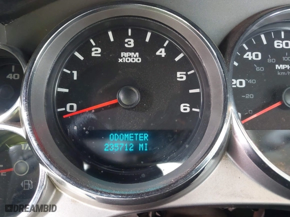 2010 Chevrolet Silverado 1500 LT with VIN 3GCRCSE08AG250277, listed as a IAAI auction lot 41852390 with 235,712 mi miles. Bid and sale history available at carsss.com. Image 15.