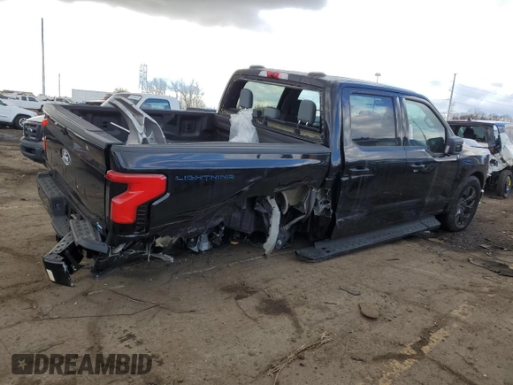 2024 Ford F-150 Lightning Flash z VIN 1FT6W3L73RWG21830, wystawiony jako Copart lot #43161725 z przebiegiem 23 mil mil oraz Czysty tytuł • Clean title. Historia ofert i sprzedaży dostępna na DreamBid. Obrazek 3.