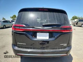 2023 Chrysler Pacifica Limited with VIN 2C4RC3GG8PR604835, listed as a Copart auction lot 57661325 with 33,232 mi miles and Salvage title. Bid and sale history available at DreamBid. Image 6.