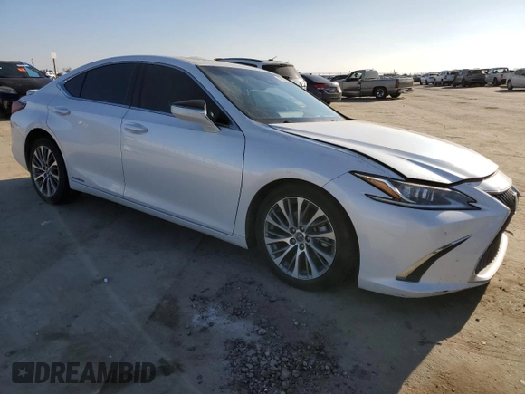 2021 Lexus ES with VIN 58ADA1C18MU002333, listed as a Copart auction lot 89188855 with 88,899 mi miles and Salvage Title. Bid and sale history available at carsss.com. Image 4.