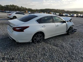 2018 Nissan Altima 2.5 SV with VIN 1N4AL3AP5JC278200, listed as a Copart auction lot 49905945 with 108,964 mi miles and Non Repairable. Bid and sale history available at carsss.com. Image 3.