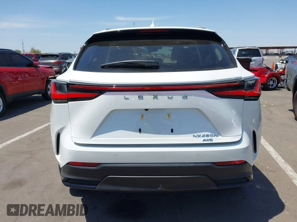 2025 Lexus NX 450h+ Luxury z VIN JTJHKCFZ0S2057811, wystawiony jako IAAI lot #42369138 z przebiegiem 1 962 mil mil oraz . Historia ofert i sprzedaży dostępna na DreamBid. Obrazek 17.