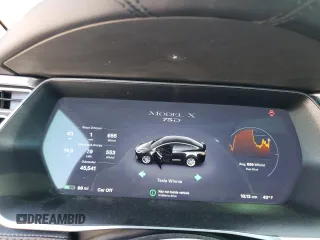 2017 Tesla Model X 90D z VIN 5YJXCBE23HF057270, wystawiony jako Copart lot #51056605 z przebiegiem 45 541 mil mil oraz Szkody całkowita. Historia ofert i sprzedaży dostępna na DreamBid. Obrazek 9.