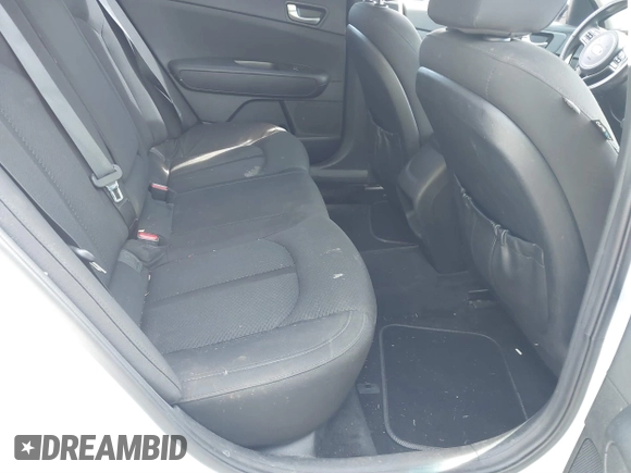 2018 Kia Optima S with VIN 5XXGT4L34JG196074, listed as a IAAI auction lot 41335248 with 88,325 mi miles. Bid and sale history available at carsss.com. Image 8.