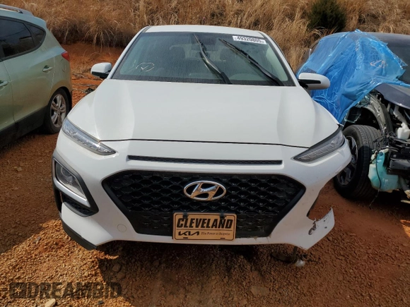 2021 Hyundai Kona SE z VIN KM8K1CAA8MU657962, wystawiony jako Copart lot #49320805 z przebiegiem 84 977 mil mil oraz Szkoda całkowita • Salvage title. Historia ofert i sprzedaży dostępna na DreamBid. Obrazek 5.