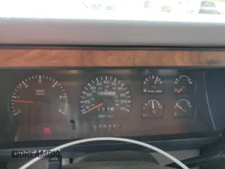 1995 Dodge Dakota z VIN 1B7GL23X7SS250840, wystawiony jako Copart lot #87114384 z przebiegiem 123 860 mil mil oraz Czysty tytuł • Clean title. Historia ofert i sprzedaży dostępna na DreamBid. Obrazek 9.