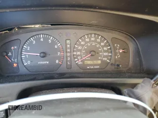 2000 Toyota Sienna LE with VIN 4T3ZF13C4YU304036, listed as a Copart auction lot 72448274 with 176,388 mi miles and Salvage Title. Bid and sale history available at carsss.com. Image 9.