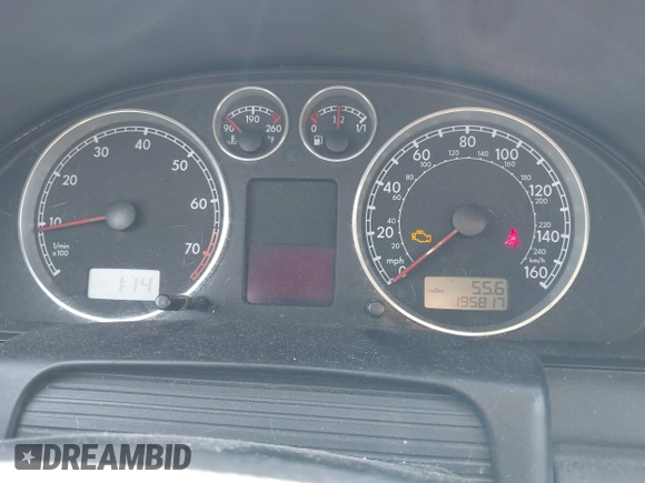 2004 Volkswagen Passat GLS z VIN WVWPD63BX4P205115, wystawiony jako IAAI lot #42039738 z przebiegiem 195 817 mil mil oraz . Historia ofert i sprzedaży dostępna na DreamBid. Obrazek 7.