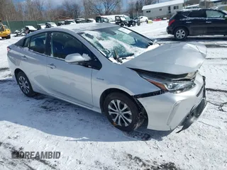 2019 Toyota Prius LE with VIN JTDL9RFU5K3013037, listed as a IAAI auction lot 41363092 with 108,284 mi miles and . Bid and sale history available at DreamBid. Image 1.