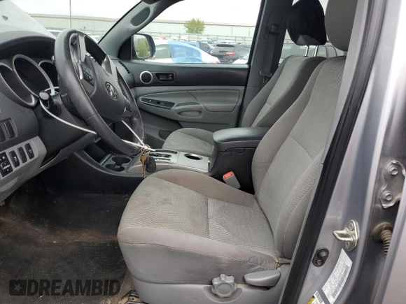 2015 Toyota Tacoma with VIN 3TMLU4EN5FM174536, listed as a Copart auction lot 55487615 with 131,695 mi miles and Clean Title. Bid and sale history available at DreamBid. Image 7.