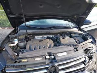 2020 Volkswagen Tiguan S z VIN 3VV1B7AX7LM133084, wystawiony jako IAAI lot #42597631 z przebiegiem 84 415 mil mil oraz . Historia ofert i sprzedaży dostępna na DreamBid. Obrazek 10.