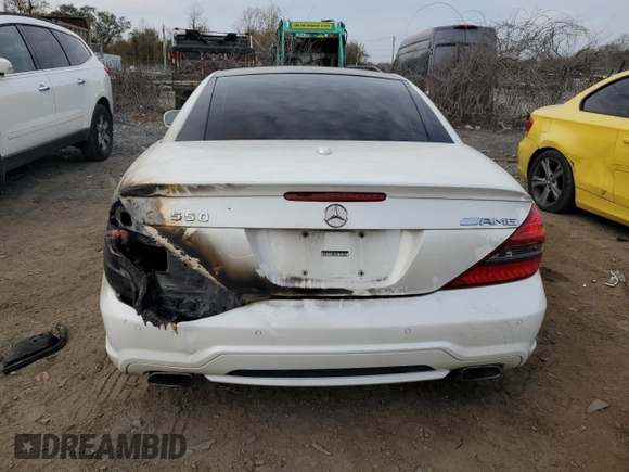 2011 Mercedes-Benz SL 550 z VIN WDBSK7BA4BF163119, wystawiony jako Copart lot #81606644 z przebiegiem 195 074 mil mil oraz Czysty tytuł • Clean title. Historia ofert i sprzedaży dostępna na DreamBid. Obrazek 6.