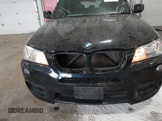 2014 BMW X3 xDrive28i z VIN 5UXWX9C55E0D32378, wystawiony jako IAAI lot #41657411 z przebiegiem 133 156 mil mil oraz . Historia ofert i sprzedaży dostępna na DreamBid. Obrazek 6.