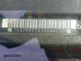 2000 Saturn SL z VIN 1G8ZK5275YZ244530, wystawiony jako IAAI lot #41784896 z przebiegiem 50 332 mil mil oraz . Historia ofert i sprzedaży dostępna na DreamBid. Obrazek 9.