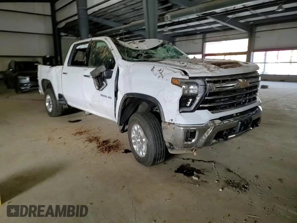 2024 Chevrolet Silverado 3500HD LTZ with VIN 2GC4YUEY9R1207326, listed as a Copart auction lot 76326084 with 5,200 mi miles and Salvage Title. Bid and sale history available at carsss.com. Image 11.
