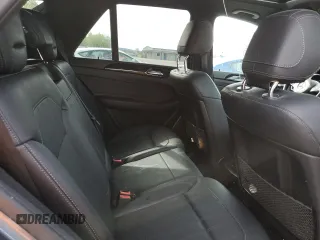 2018 Mercedes-Benz GLE 350 z VIN 4JGDA5HB8JB000766, wystawiony jako Copart lot #55863545 z przebiegiem 62 537 mil mil oraz Szkoda całkowita • Salvage title. Historia ofert i sprzedaży dostępna na DreamBid. Obrazek 11.
