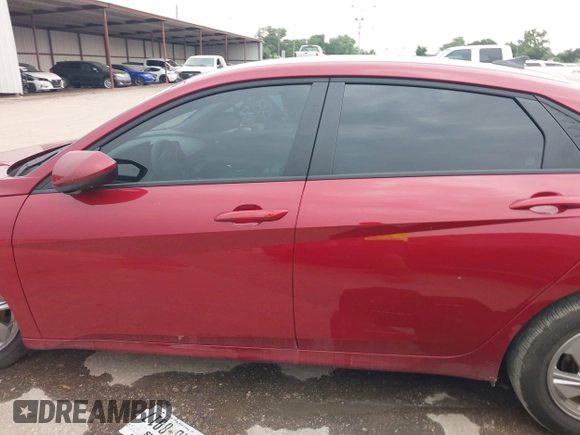 2024 Hyundai Elantra SE with VIN KMHLL4DG6RU850932, listed as a IAAI auction lot 42389644 with 11,958 mi miles and . Bid and sale history available at DreamBid. Image 14.