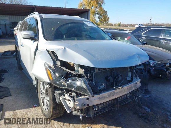 2017 Nissan Pathfinder SL with VIN 5N1DR2MM8HC643461, listed as a IAAI auction lot 40992227 with 192,634 mi miles. Bid and sale history available at carsss.com. Image 6.