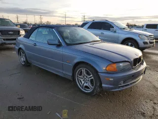 2001 BMW 3 Series 330Ci with VIN WBABS53491JU81647, listed as a Copart auction lot 84966314 with 221,823 mi miles and Salvage Title. Bid and sale history available at carsss.com. Image 4.