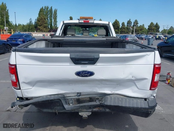 2019 Ford F-150 XL with VIN 1FTMF1CB4KKC70407, listed as a IAAI auction lot 40025564 with 65,390 mi miles. Bid and sale history available at carsss.com. Image 17.