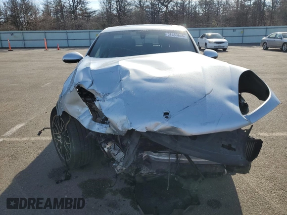2016 Porsche Macan S with VIN WP1AB2A50GLB50475, listed as a Copart auction lot 52683665 with Not Provided miles and Salvage Title. Bid and sale history available at DreamBid. Image 5.