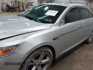 2012 Ford Taurus SHO с VIN 1FAHP2KTXCG107494, выставлен на аукционе IAAI как лот 41951659 с пробегом 128 015 миль миль и . История ставок и продаж доступна на DreamBid. Изображение 6.