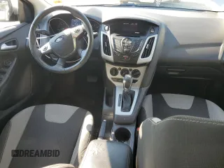 2014 Ford Focus SE with VIN 1FADP3K23EL178428, listed as a Copart auction lot 50118125 with 140,344 mi miles and Non Repairable. Bid and sale history available at carsss.com. Image 8.