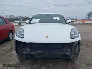 2018 Porsche Macan with VIN WP1AA2A54JLB20602, listed as a IAAI auction lot 41610622 with 65,358 mi miles. Bid and sale history available at carsss.com. Image 13.