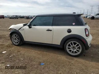 2013 MINI Hardtop S with VIN WMWSV3C54DT478670, listed as a Copart auction lot 52710445 with 58,974 mi miles and Salvage title. Bid and sale history available at DreamBid. Image 2.