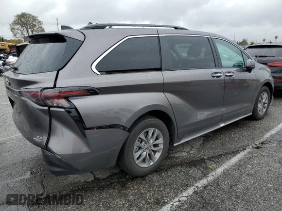 2023 Toyota Sienna XLE with VIN 5TDJRKEC1PS172117, listed as a Copart auction lot 49288195 with 44,109 mi miles and Salvage Title. Bid and sale history available at carsss.com. Image 3.