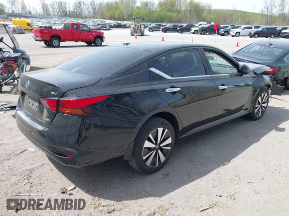 2022 Nissan Altima SV z VIN 1N4BL4DW5NN338435, wystawiony jako IAAI lot #42152480 z przebiegiem 28 926 mil mil oraz . Historia ofert i sprzedaży dostępna na DreamBid. Obrazek 4.