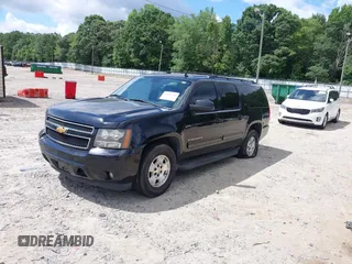 2010 Chevrolet Suburban LT z VIN 1GNUCJE08AR192831, wystawiony jako IAAI lot #42534754 z przebiegiem 165 741 mil mil oraz . Historia ofert i sprzedaży dostępna na DreamBid. Obrazek 18.