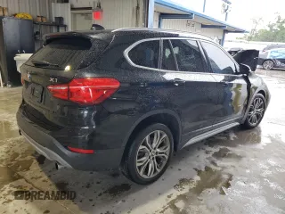 2017 BMW X1 xDrive28i z VIN WBXHT3Z39H4A57395, wystawiony jako Copart lot #56357845 z przebiegiem Nie podano mil oraz Szkody całkowita. Historia ofert i sprzedaży dostępna na DreamBid. Obrazek 3.