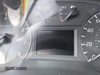 2015 Nissan Sentra SV z VIN 3N1AB7AP0FY370790, wystawiony jako IAAI lot #42053171 z przebiegiem Nie podano mil oraz . Historia ofert i sprzedaży dostępna na DreamBid. Obrazek 7.