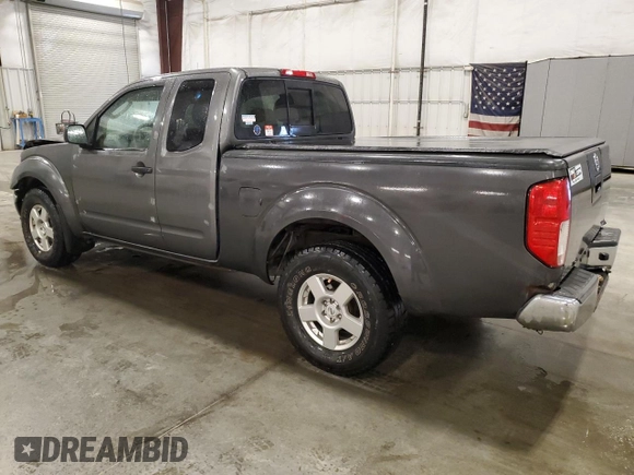 2008 Nissan Frontier SE z VIN 1N6AD06WX8C401437, wystawiony jako Copart lot #59941525 z przebiegiem 132 721 mil mil oraz Szkoda całkowita • Salvage title. Historia ofert i sprzedaży dostępna na DreamBid. Obrazek 2.