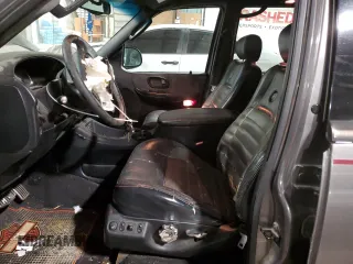 2002 Ford F-150 Harley Davidson with VIN 1FTRW07392KE05237, listed as a Copart auction lot 87451334 with 175,986 mi miles and Salvage Title. Bid and sale history available at carsss.com. Image 7.