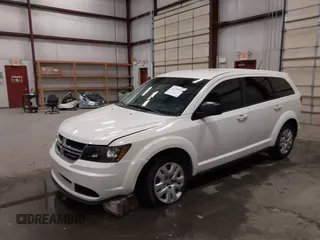 2015 Dodge Journey American Value z VIN 3C4PDCAB4FT714200, wystawiony jako IAAI lot #42199910 z przebiegiem 205 009 mil mil oraz . Historia ofert i sprzedaży dostępna na DreamBid. Obrazek 2.