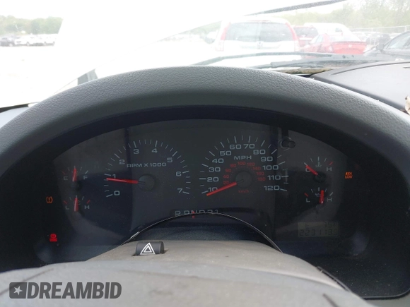 2007 Ford F-150 XLT with VIN 1FTPX14V27FB68848, listed as a IAAI auction lot 42236698 with 223,113 mi miles and . Bid and sale history available at DreamBid. Image 7.