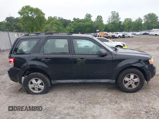 2010 Ford Escape XLS с VIN 1FMCU0C75AKD24279, выставлен на аукционе IAAI как лот 42506127 с пробегом 188 730 миль миль и . История ставок и продаж доступна на DreamBid. Изображение 13.