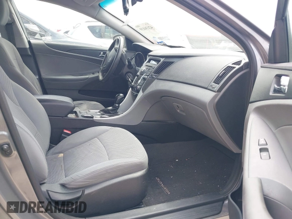 2013 Hyundai Sonata GLS with VIN 5NPEB4AC4DH628829, listed as a IAAI auction lot 42136839 with 121,381 mi miles and . Bid and sale history available at carsss.com. Image 5.