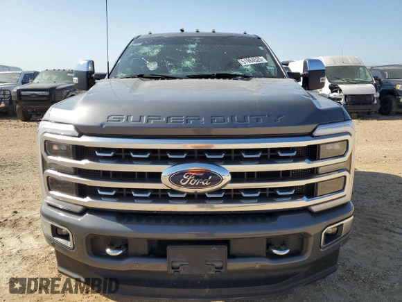 2023 Ford F-350 XL z VIN 1FT8W3BM9PED98664, wystawiony jako Copart lot #51984525 z przebiegiem 31 353 mil mil oraz Czysty tytuł • Clean title. Historia ofert i sprzedaży dostępna na DreamBid. Obrazek 5.
