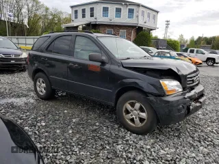 2008 Kia Sorento LX z VIN KNDJC735485861014, wystawiony jako Copart lot #56156945 z przebiegiem 187 531 mil mil oraz Czysty tytuł • Clean title. Historia ofert i sprzedaży dostępna na DreamBid. Obrazek 4.