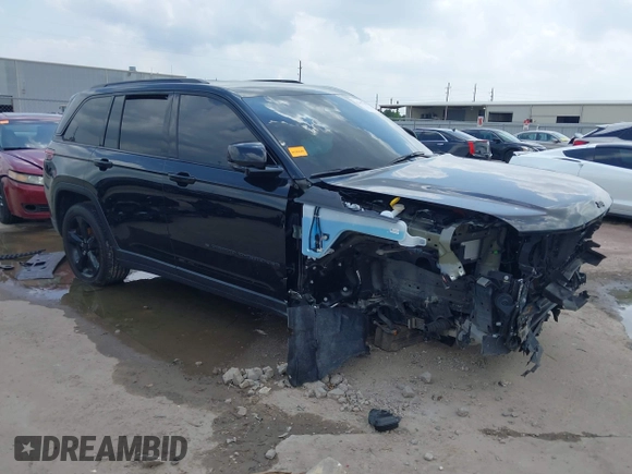 2024 Jeep Grand Cherokee Altitude X with VIN 1C4RJHAGXRC215315, listed as a IAAI auction lot 42437356 with 19,094 mi miles and . Bid and sale history available at DreamBid. Image 1.