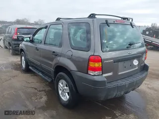 2005 Ford Escape XLS Value with VIN 1FMYU92Z35KA20497, listed as a IAAI auction lot 41509893 with 149,866 mi miles. Bid and sale history available at carsss.com. Image 14.