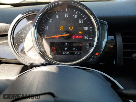2019 MINI Hardtop 4 Door Cooper with VIN WMWXU1C52K2J02579, listed as a Copart auction lot 53507295 with 94,350 mi miles and Salvage Title. Bid and sale history available at DreamBid. Image 9.