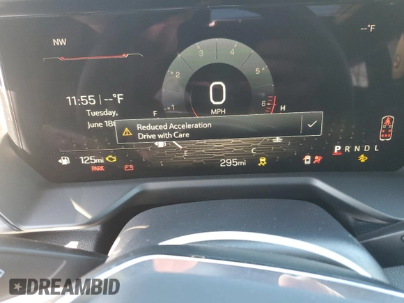 2025 GMC Acadia AWD Elevation z VIN 1GKENNRS2SJ158933, wystawiony jako Copart lot #47521555 z przebiegiem 295 mil mil oraz Czysty tytuł • Clean title. Historia ofert i sprzedaży dostępna na DreamBid. Obrazek 9.