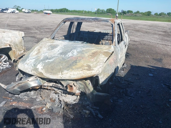 2001 Chevrolet Silverado 1500 LS with VIN 2GCEC19T111364644, listed as a IAAI auction lot 39357223 with 171,403 mi miles and . Bid and sale history available at DreamBid. Image 6.