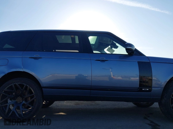 2019 Land Rover Range Rover with VIN SALGS5RE7KA527799, listed as a IAAI auction lot 41977040 with 38,231 mi miles. Bid and sale history available at carsss.com. Image 13.