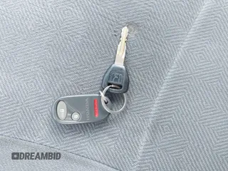 2001 Honda Civic LX z VIN 2HGES16521H558942, wystawiony jako IAAI lot #42409480 z przebiegiem 230 909 mil mil oraz . Historia ofert i sprzedaży dostępna na DreamBid. Obrazek 11.